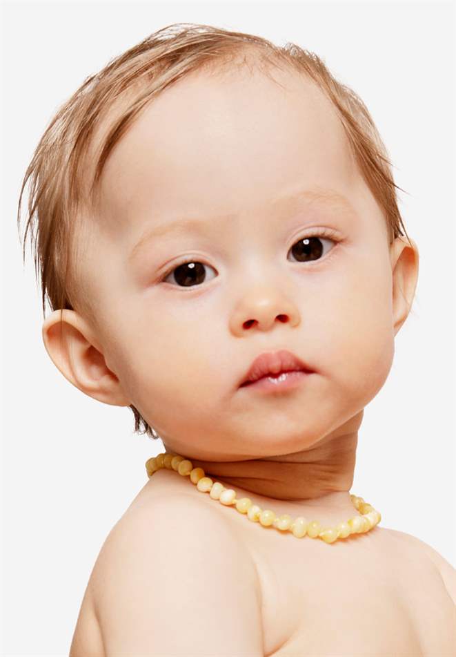 Collier de dentition jaune pour bébé/bambin — matériau 100 % naturel