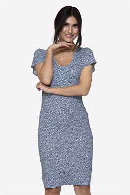 Robe d\'allaitement bleue à manches papillon en jersey de bambou bio, en pied 