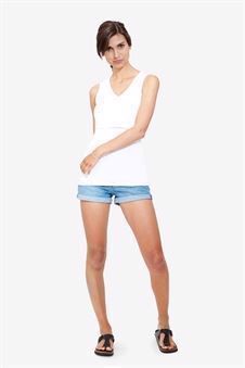 Haut d\'allaitement blanc – Modèle classique et simple en coton bio - en pied